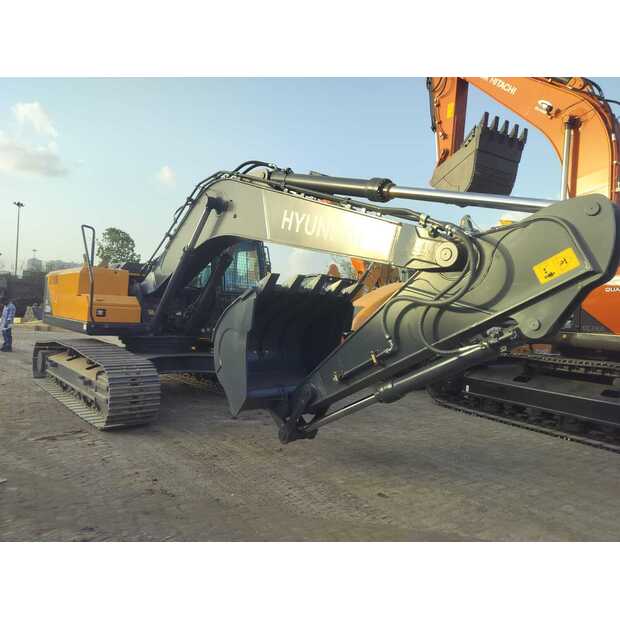 2026 هيونداي HX220HD-48162816