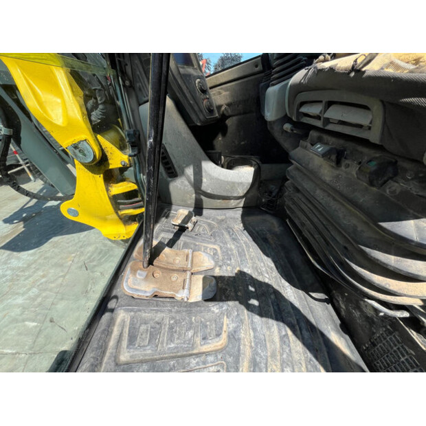 2020 واكر نيوسون ET90-48164128