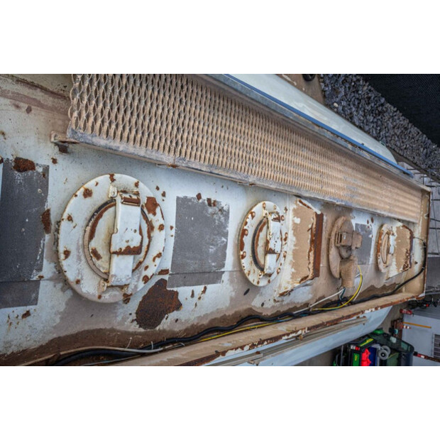 2005 Renault Kerax 370-48164376