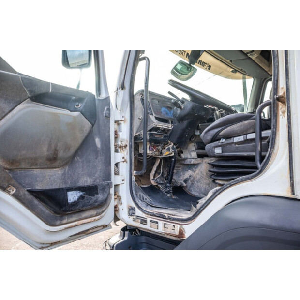 2005 Renault Kerax 370-48164381