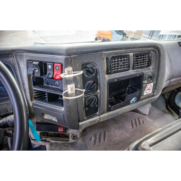 2005 Renault Kerax 370-48164383
