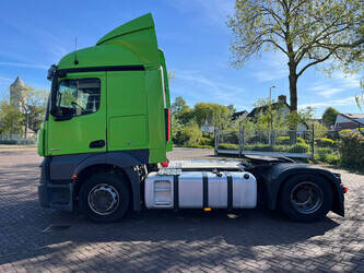 2016-mercedes-benz-actros-1943-1450229-48164390