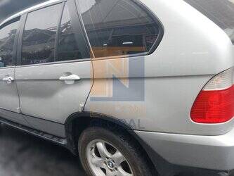 2002-bmw-x5-1468018-48174627