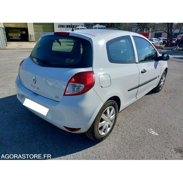 2012 رينو Clio-48177828