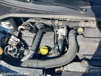 2012-renault-clio-1468040-48177841