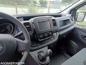 Image de Bennes à ordures 2016 Opel Vivaro À vendre à Allemagne