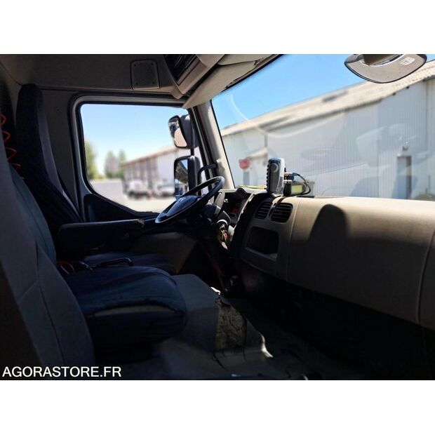 2011 Renault PREMIUM-48178095