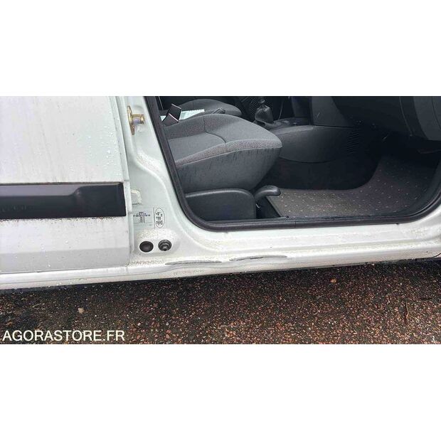 2004 Renault Clio-48178201