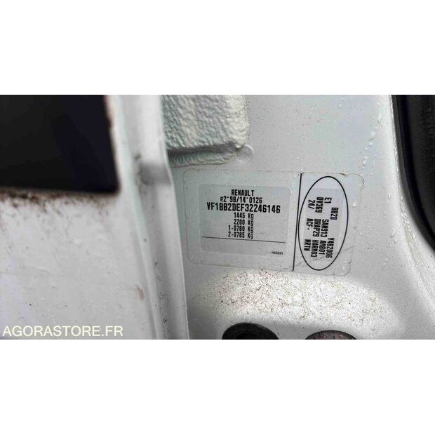 2004 Renault Clio-48178210