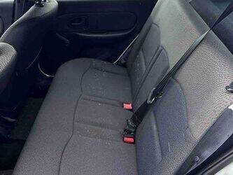 2004-renault-clio-1468053-48178211