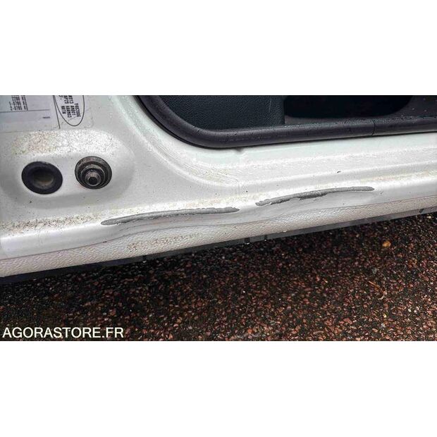 2004 Renault Clio-48178213