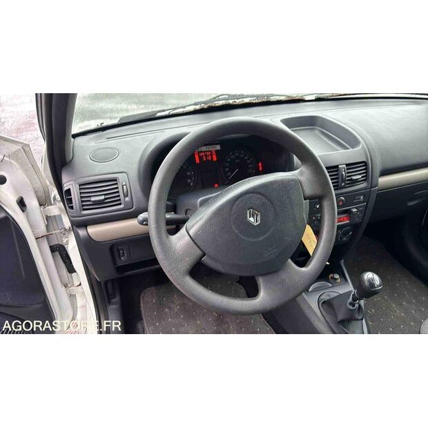 2004 Renault Clio-48178221