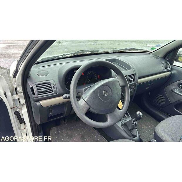 2004 Renault Clio-48178222