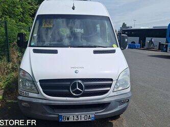 2011-mercedes-benz-sprinter-1468057-48178344