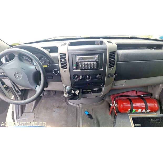 2011 Mercedes-Benz SPRINTER-48178352
