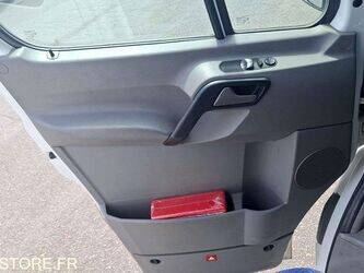 2011-mercedes-benz-sprinter-1468057-48178367