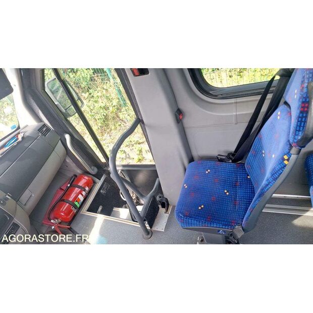 2011 Mercedes-Benz SPRINTER-48178377