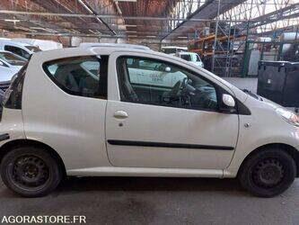 2011-citroen-c1-1468059-48178453