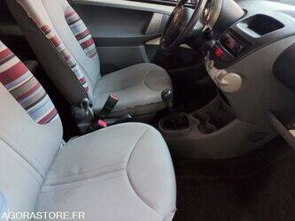 2011-citroen-c1-1468059-48178461