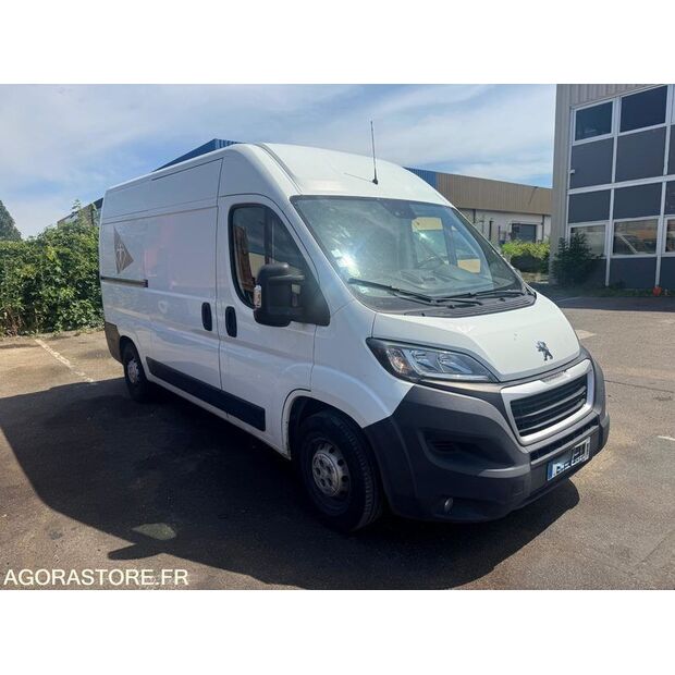 2020 Peugeot BOXER-48178555