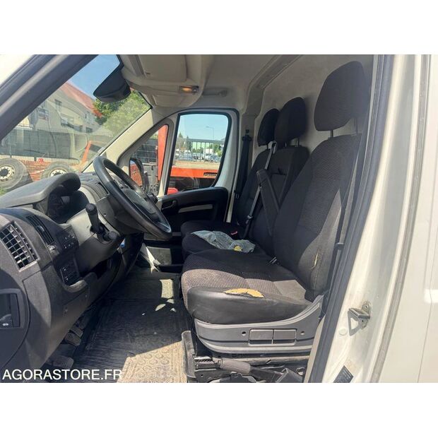 2020 Peugeot BOXER-48178561