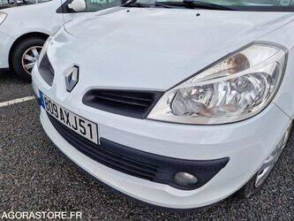 2008-renault-clio-1468063-48178586