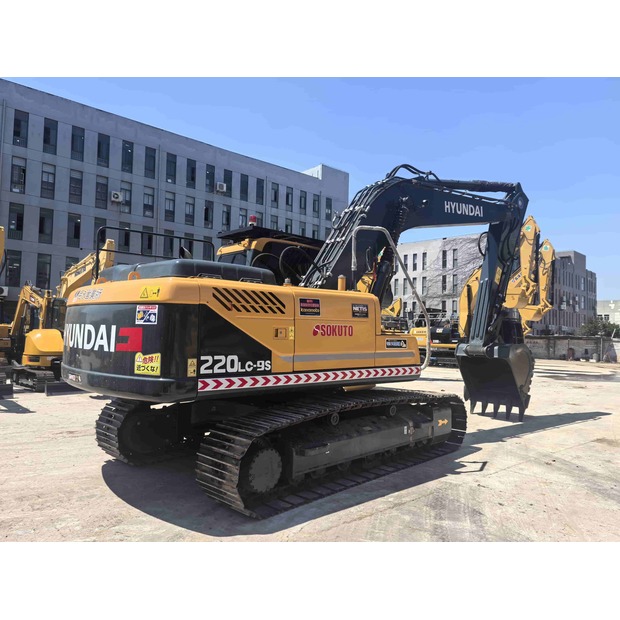 2025 Hyundai R220-48181618