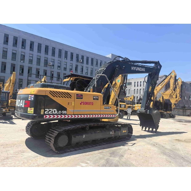 2025 Hyundai R220-48181619