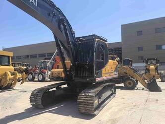 2025-hyundai-r220-1468080-48181625