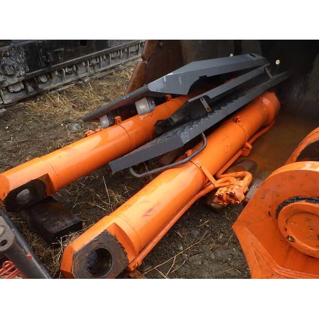 2006 Hitachi ZX870H-3-48182934