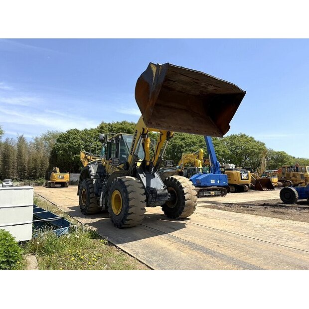2017 Komatsu WA470-8-48183949