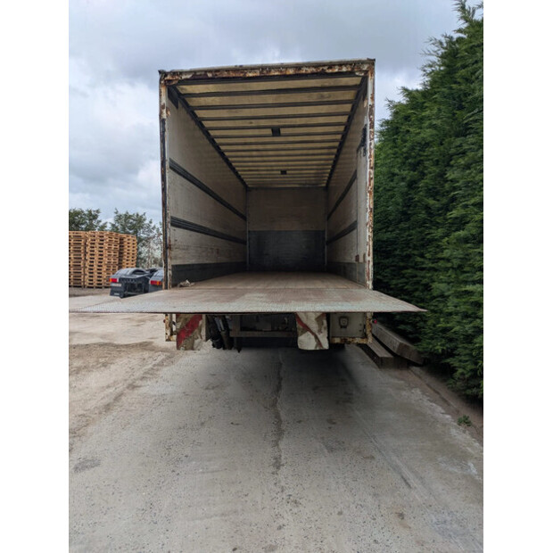 2002 Volvo FM-48184685