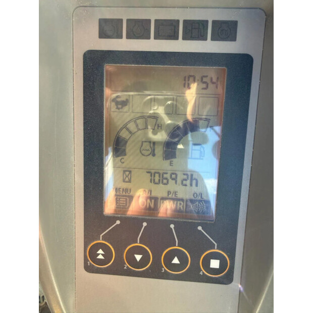 2013 Hitachi ZX65USB-5A CLR-48184877