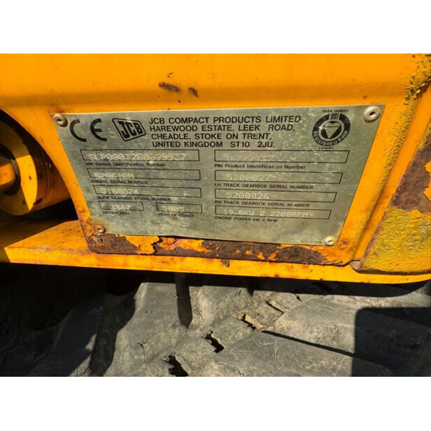 2005 جيه سي بي 8032-48184936