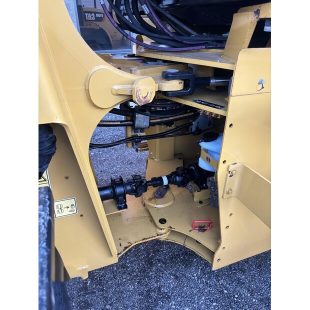 2019 Caterpillar 910M-48186804