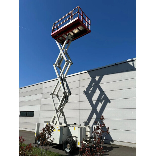 2013 Genie GS2669-48187127