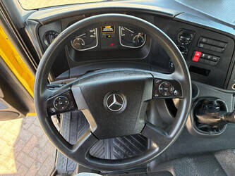 2020-mercedes-benz-atego-1116-48187353