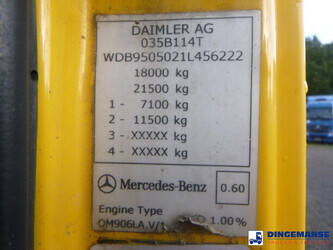 2010-mercedes-benz-axor-1824-1384415-48188341