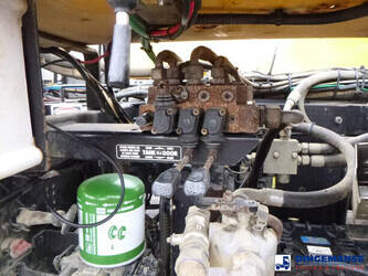 2014-volvo-others-1384457-48188394