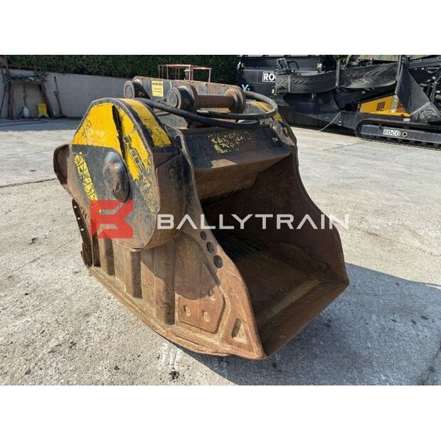 2018 MB BF90.3 S4-48194325