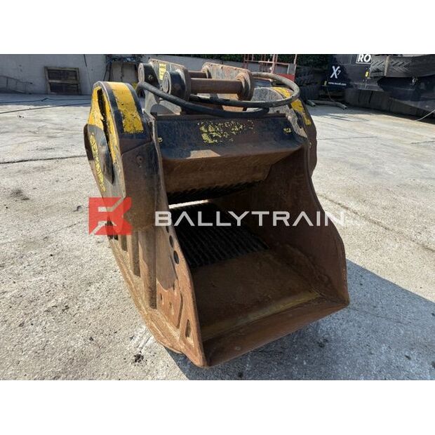 2018 MB BF90.3 S4-48194875