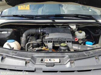 2009-volkswagen-crafter-1468252-48199926