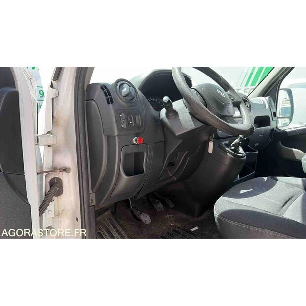 Renault Master-48200157