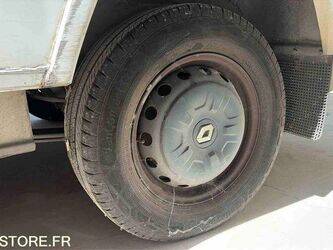 renault-master-1468258-48200180