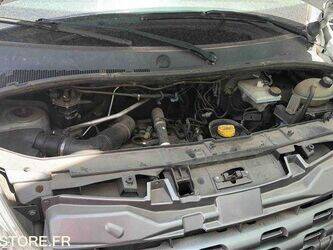 renault-master-1468258-48200184