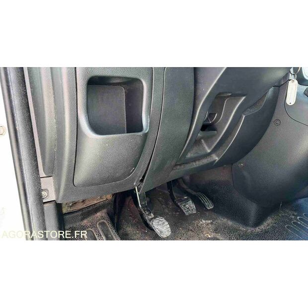 Renault Master-48200186