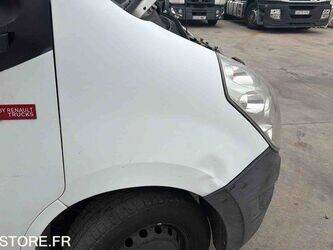 renault-master-1468259-48200251