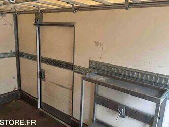 renault-master-1468259-48200258