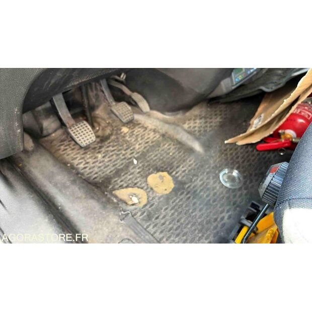 2019 Iveco 35-140-48200357