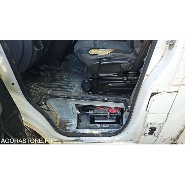 Renault Master-48200468